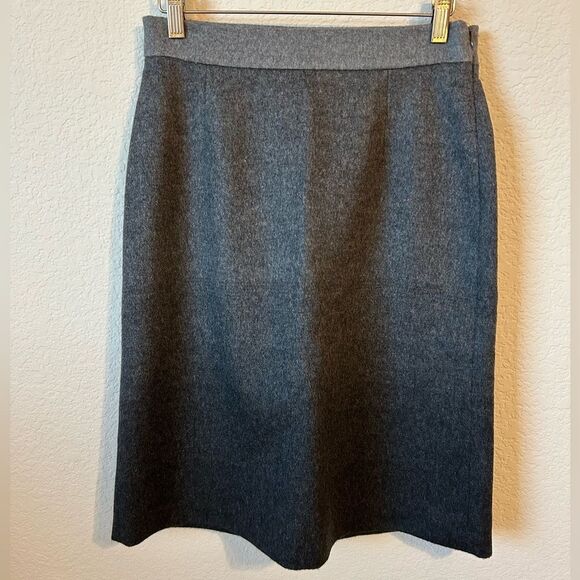 Max Mara Wool-Blend Ombré A-Line Skirt in Grey to Black, Size 8 - Picture 1 of 8